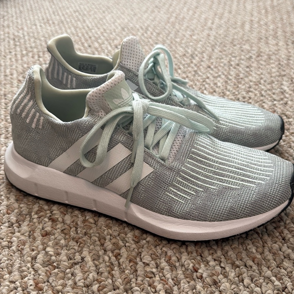 Women's Adidas Sneakers